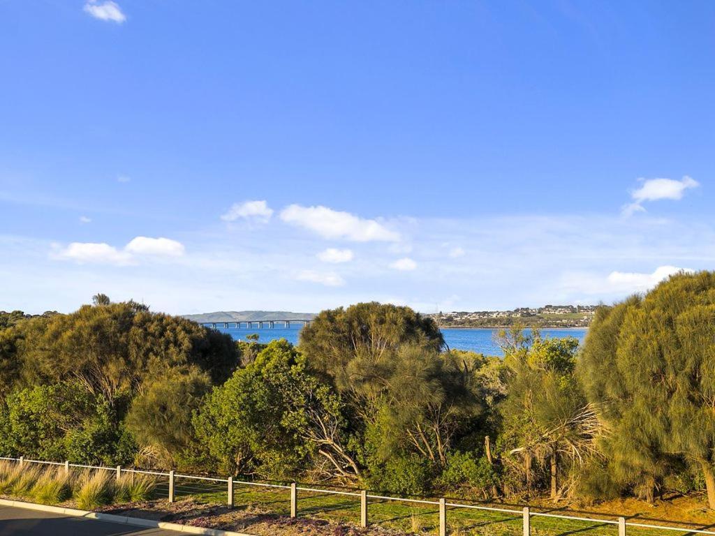 Bunya By The Sea Holiday home *